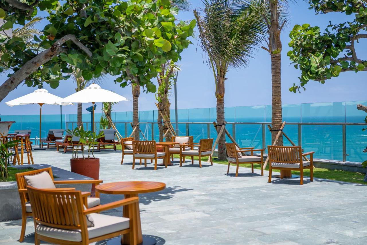 Sala Grand Tuyhoa Hotel Туихоа Экстерьер фото